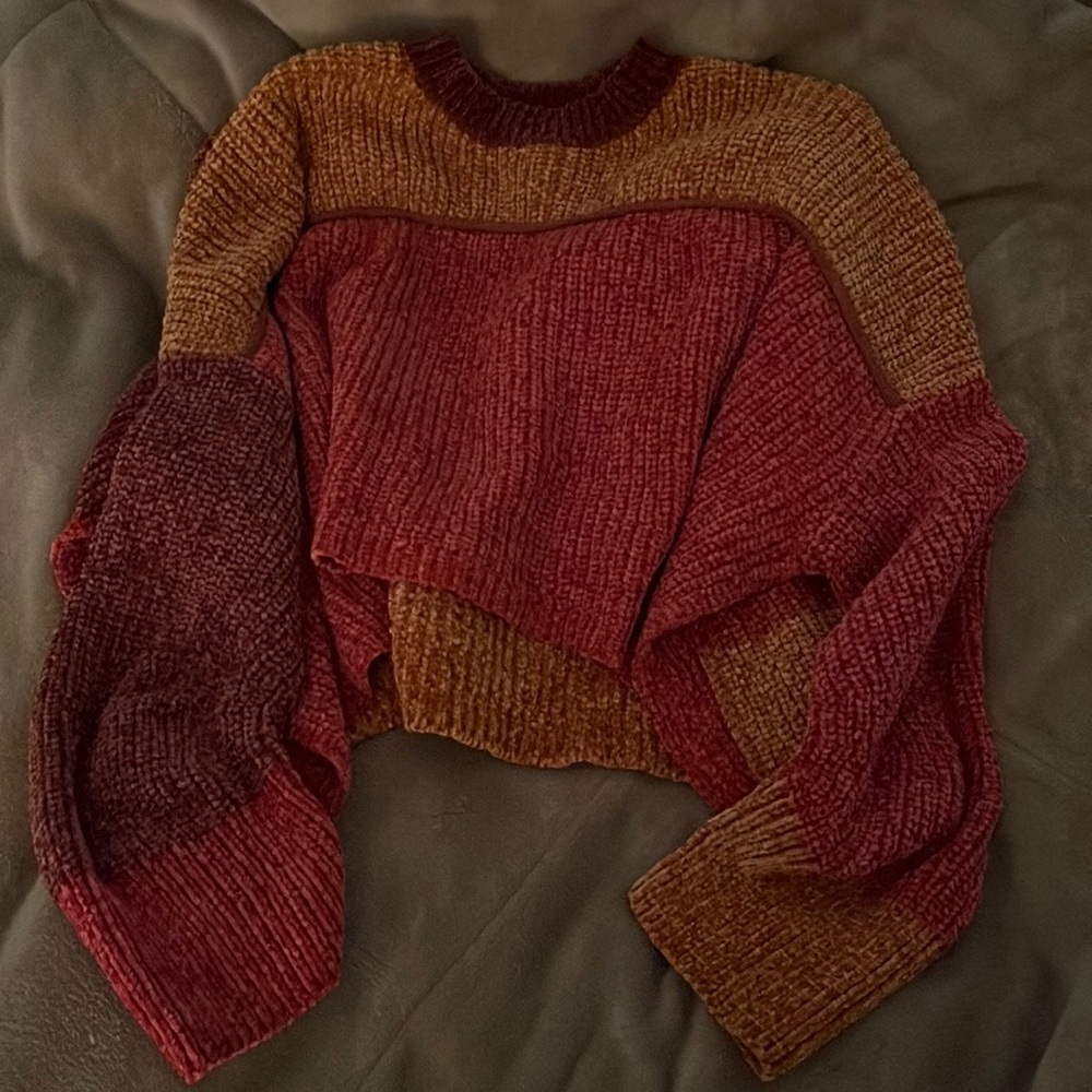 Colorblock Cropped Sweater